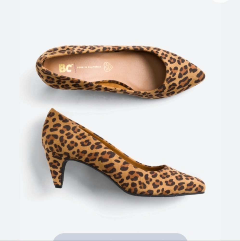 BC kitten heels size 6